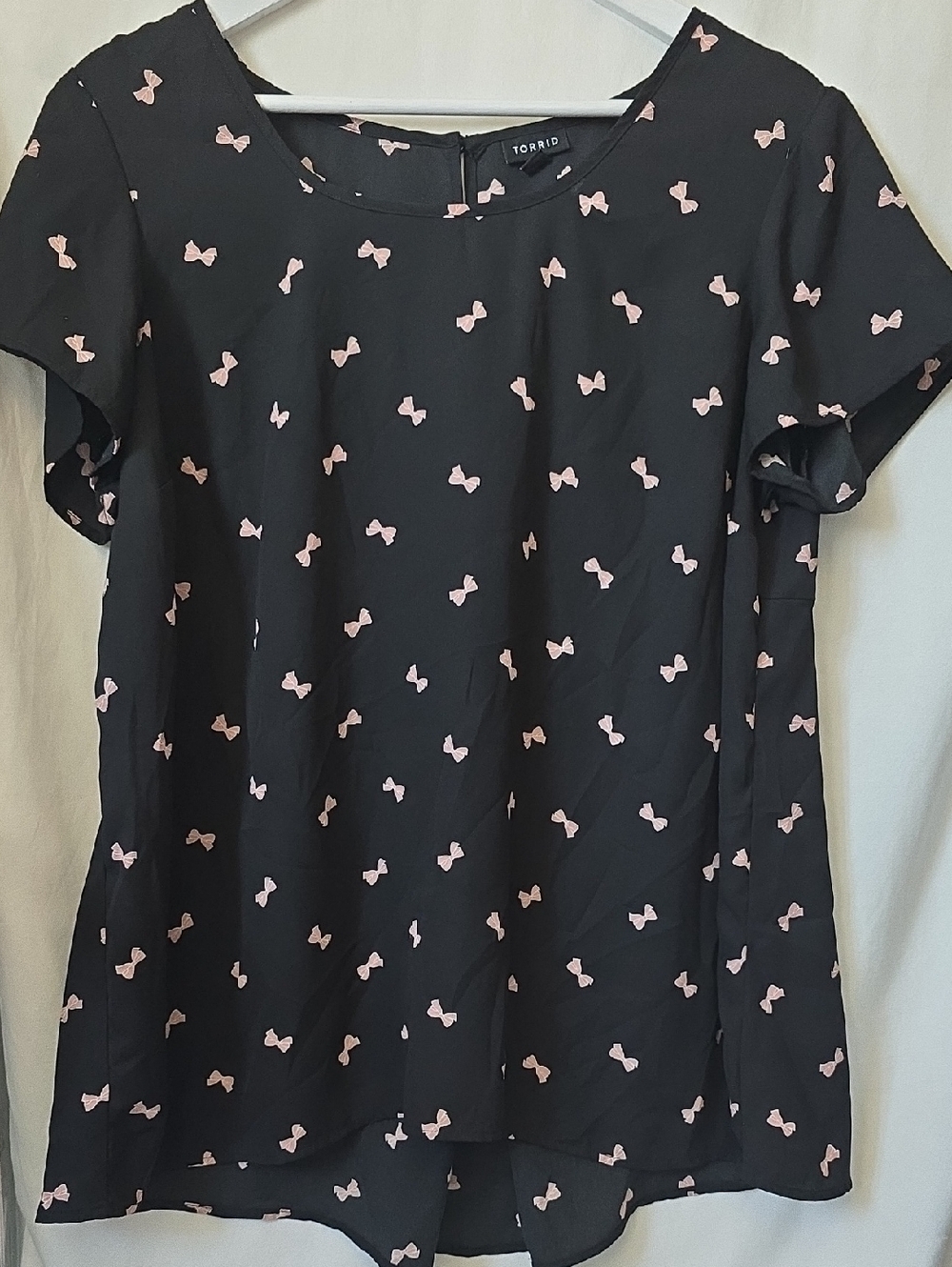 Torrid Black Top with Pink Bows Girlie Coquette Whimsigoth Flutter Sleeve Large